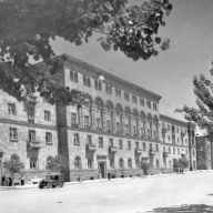 1956 թ․ Նկարիչների բնակելի շենքը